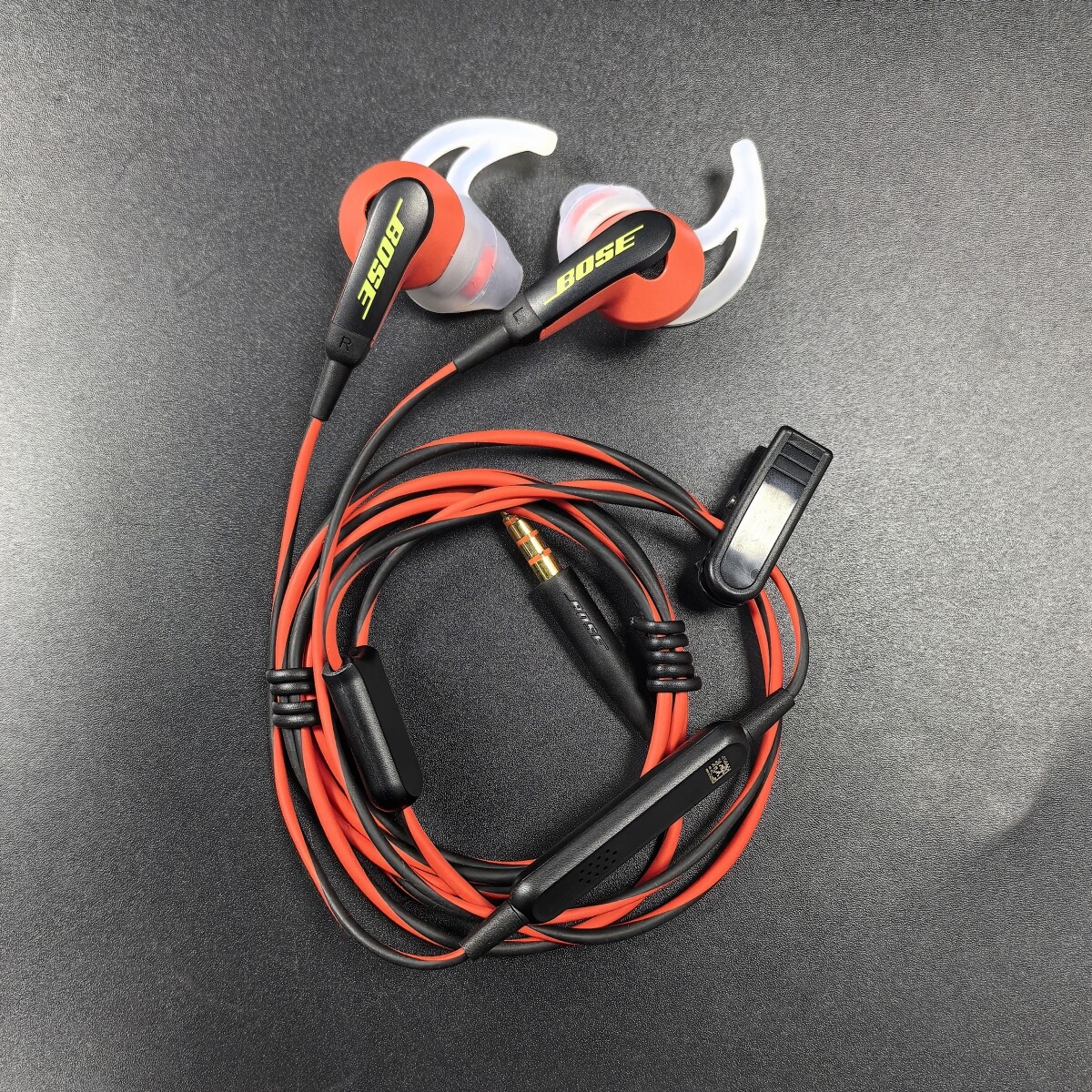 Bose SoundSport Wired In-Ear Headphones Jack Earbuds