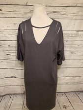 NWT Pretty Little Thing Cut Out Detail TShirt Dress Sz 10 Keyhole Gray Short Slv