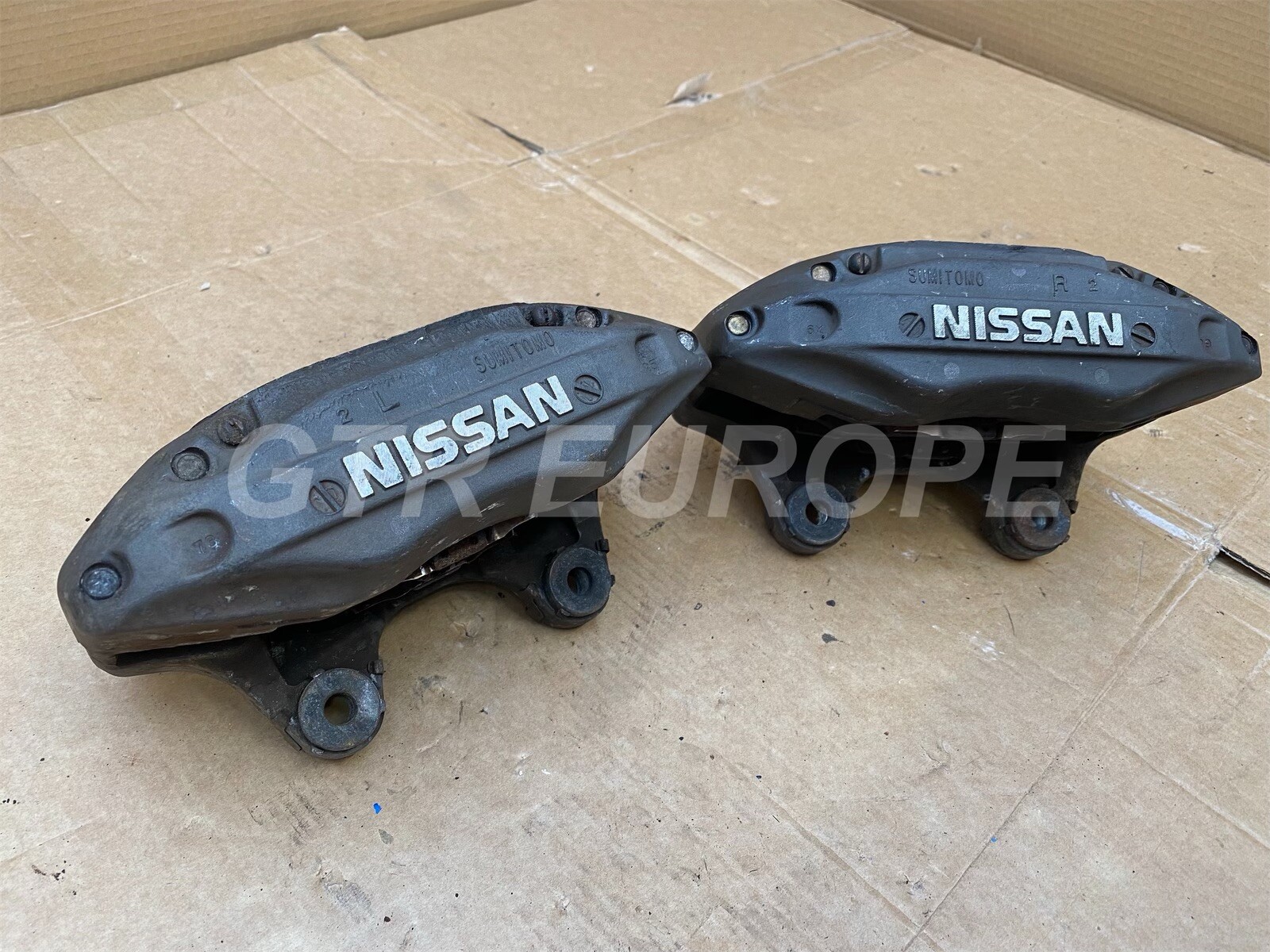 NISSAN SKYLINE R32 GTR GTR FRONT 4 POT BRAKE CALIPERS OEM BNR32 JDM 89