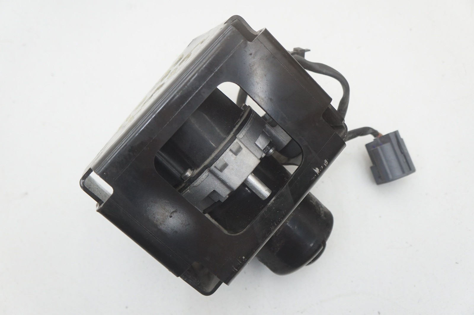 McLaren GT 2022 Brake vacuum pump