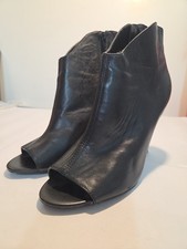Nine West Heels Womens 7.5 M Black Leather Ankle Peep Toe Booties 4" Heel Zip