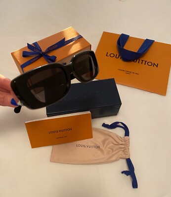 Louis Vuitton Murakami Multigram Cat Eye Sunglasses Black Z2709W
