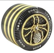 Stylish 4-Layer Animal Design Ginder             Will Your Smoking Experience