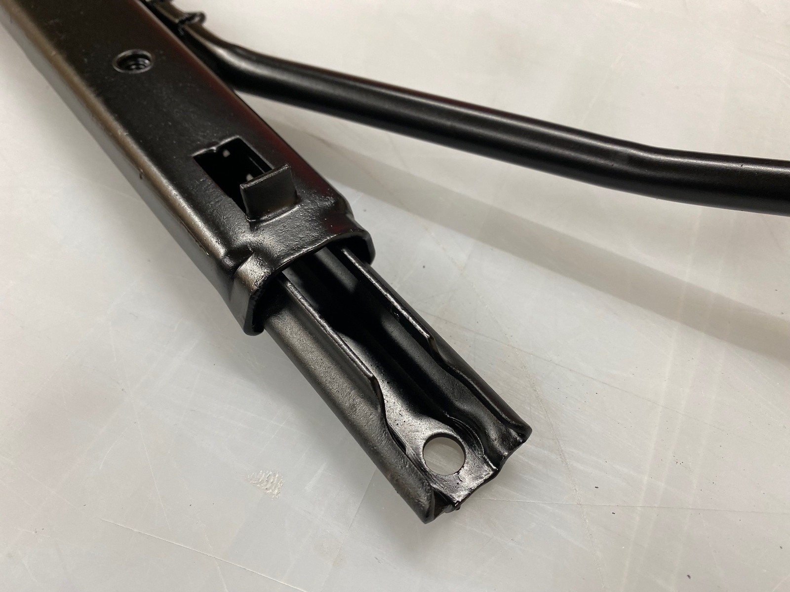 Pair of TD5/TDCI Refurbished Land Rover Defender front seat runners ...