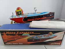 Schylling collector series TIN NEW IN BOX WORKS WIND UP MARS EXPLORER W STAND