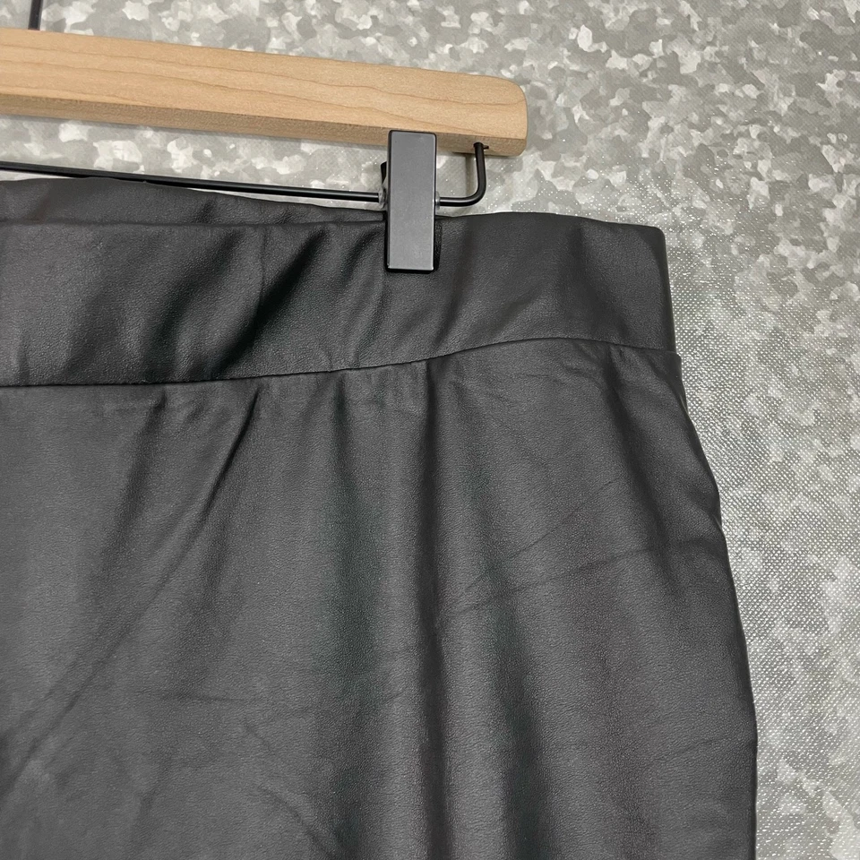 Torrid Women's Plus Size Black Signature Waist Faux Leather Leggings - 3 (3X) - Image 3 of 4