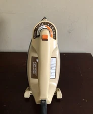 Vintage BLACK & DECKER Light N Easy Steam Dry Iron *TESTED*