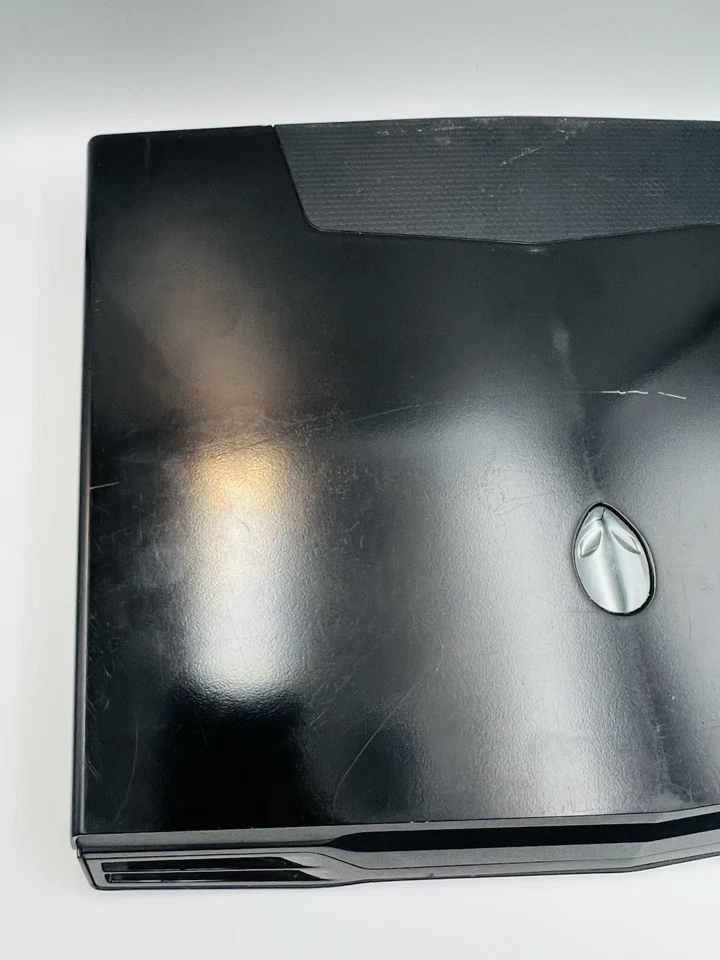 Dell Alienware M15x P08G Laptop Computer -15" Screen -Windows 10 -500GB HDD -8GB - Image 2 of 4