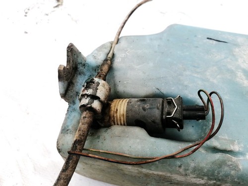 Waschwasserpumpe, Scheibenreinigung  Volkswagen Golf DE1653339-02