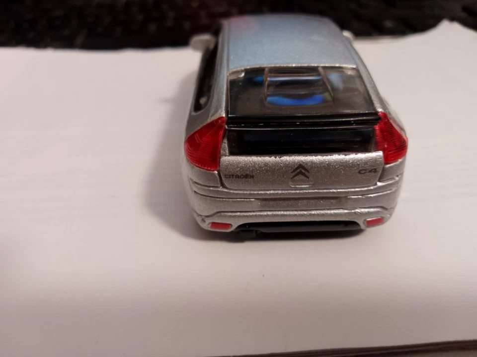 Citroen C4 Burago 1/43 silver made in China - Immagine 4 di 4
