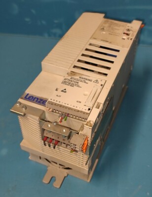LENZE  E82EV302_4C  8200 Vector  Id.-No.: 13141956  Version: 4A37