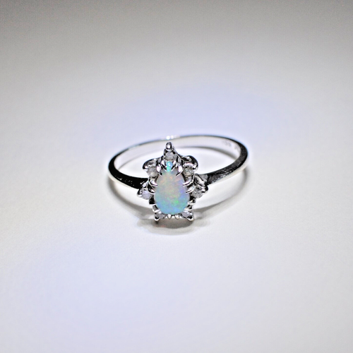 14K White Gold Ring with Pear Opal and Seven Diamond Accents, Size 6.5, 2.31 g - Picture 3 of 5