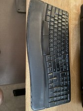 Microsoft - Sculpt Comfort Desktop Wireless Keyboard