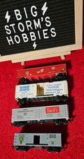 HO Scale Lot of 4, Assortment Train Cars, Hopper. 3 Box Cars