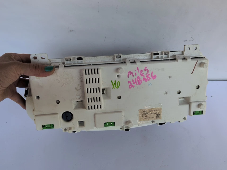 05 Honda Pilot MPH Speedometer Instrument Cluster Dash Panel 248,256 Miles OEM - Image 4 of 4