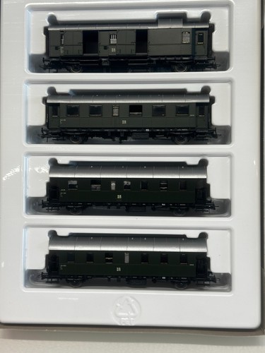 Roco H0 44025 Personenwagen -Set 4 tlg. der DR in OVP M47 | Condition: Gebraucht
