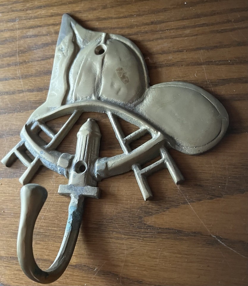 Vintage Brass Fire Helmet Wall Mount Hook Key Coat Hat Firefighter