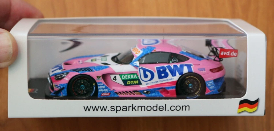 1/43 AMG MERCEDES GT3 2021 DTM CHAMPION TEAM HRTT MAXIMILLIAN GOLZ SPARK #SG790 Foto 2 de 3