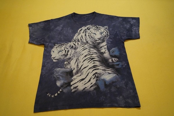 TWO WHITE TIGERS Size LARGE