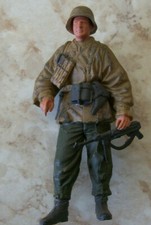 Estate find Lot of 7 - 1:32 German soldiers Figures