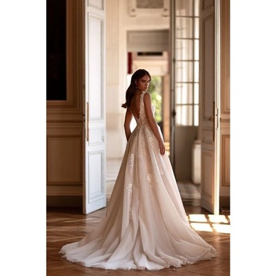 classic backless dress Daring Backless Dress main image 0
