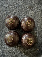 Almark Commander Short-Mat Bowls Lawn/Indoor, Size 3 (M)