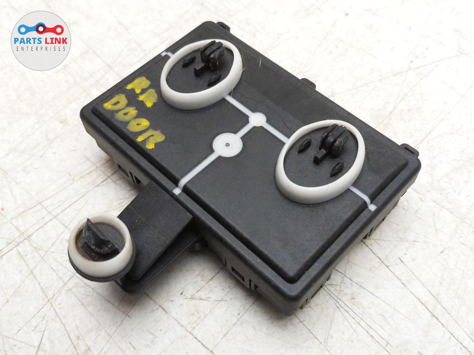 2016-2020 BENTLEY BENTAYGA REAR RIGHT DOOR CONTROL MODULE UNIT BRAIN 4M0959795H