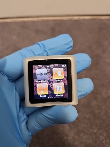 Apple IPOD Nano 6th Gen Silver MC525 - Picture 8 of 12