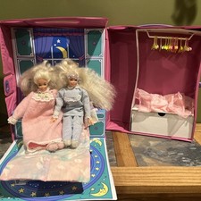 Vintage 1994 Bedroom Pink and White Barbie Case 2 Barbies Hangers Blankets