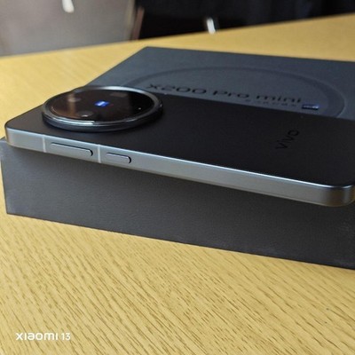 Vivo X200 Pro (Global V2413) 512GB+16GB RAM Factory Unlocked