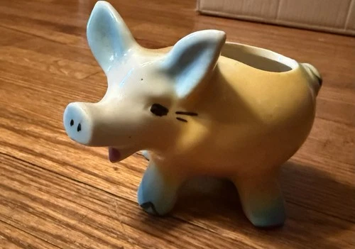Shawnee Pottery Vintage Ceramic Pig Planter Yellow And Green 1950’s
