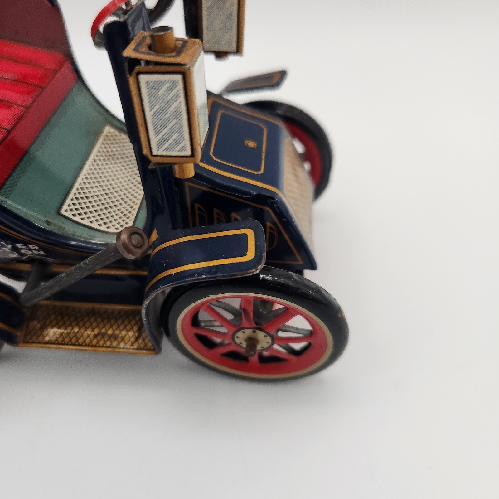 Vintage  Modern Toys Japan Old Timer  Lever Action Tin Litho Car