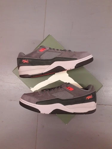 Size UK 10.5 - Nike Jordan Flight Court Men’s Black Grey Red White - RRP £100!