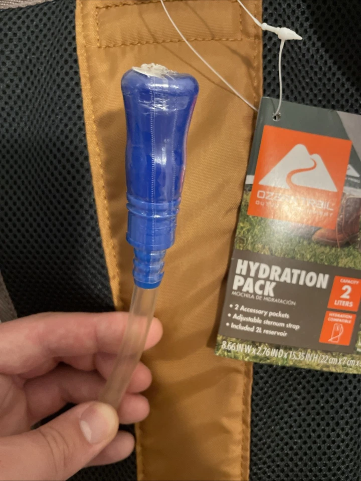 Mochila para beber con vejiga Ozark Trails *NUEVA* Foto 3 de 3