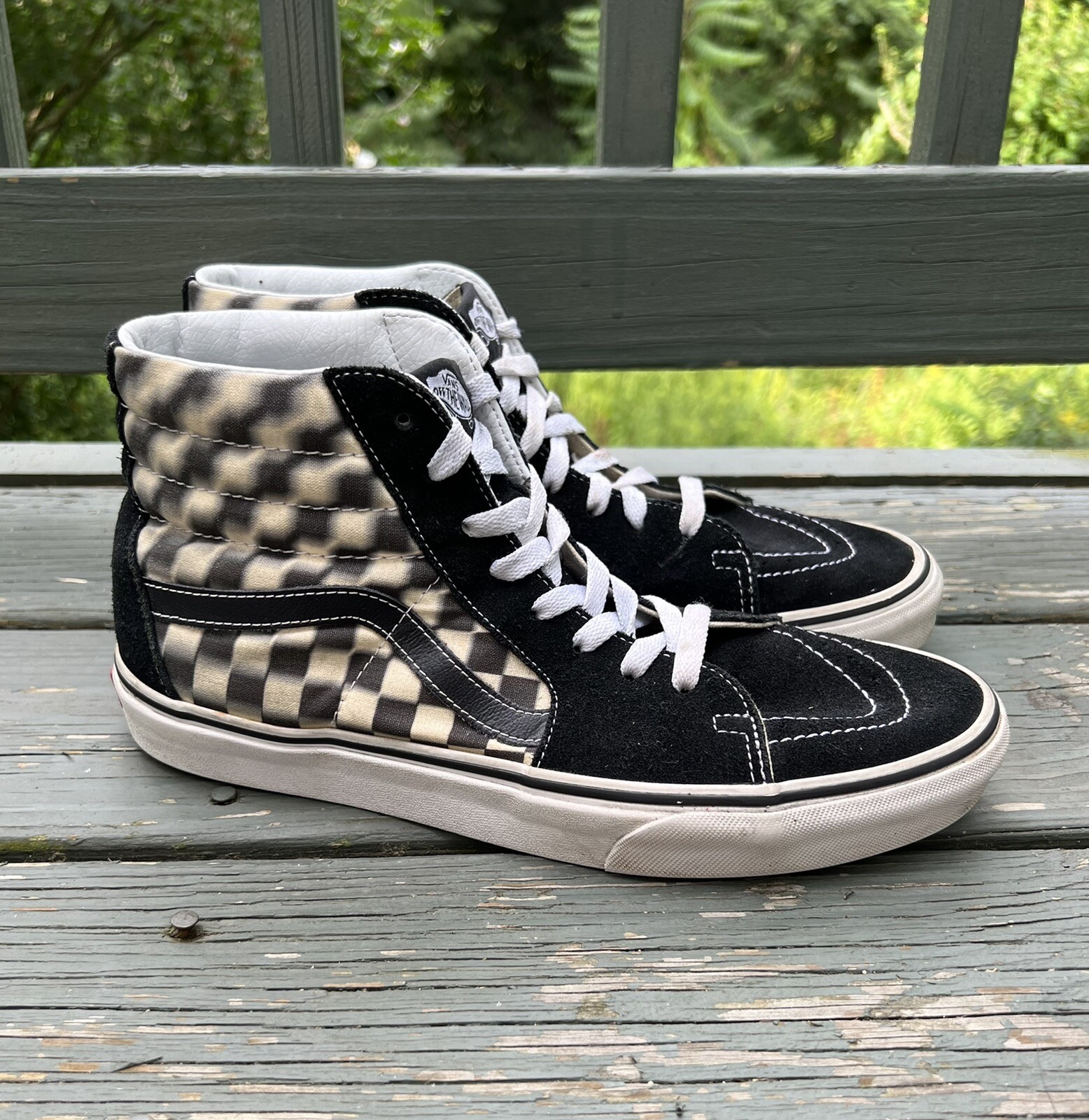 vans authentic blur black & white checkerboard skate shoes