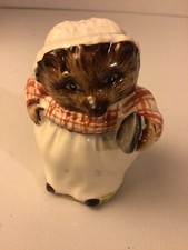 Beatrix Potter Mrs Tiggy Winkle Porcelain Hedgehog 1948