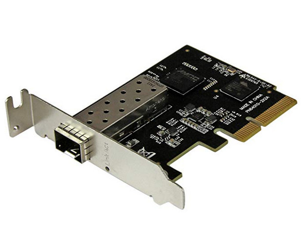 Carte PCI Express 10 Gigabit Ethernet StarTech avec port fibre SFP+ à faible latence