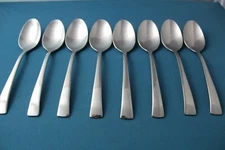 8 Oval Soup Spoons Zwilling J. A. Henckels BELLASERA Glossy 18/10 NEW 7 1/4"