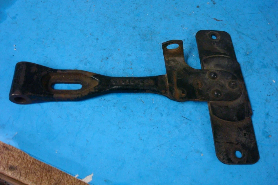 Flathead 45 OEM HARLEY DAVIDSON KR K-MODEL SEAT Tee BAR 51901-52 Sportster Foto 2 de 3