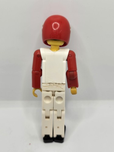 LEGO Technic Racing Figure w/ Red Helmet - Vintage Set - Picture 2 of 2