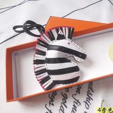 Fashion Leather Horse Keychain Bag Charm Pendant Keyring Holder Ornament Gift