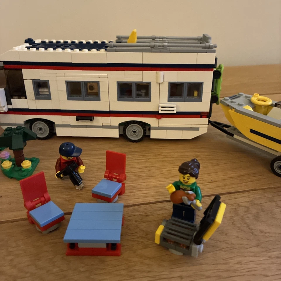 LEGO Creator 31052 Vacation Getaways, photo 4 of 5