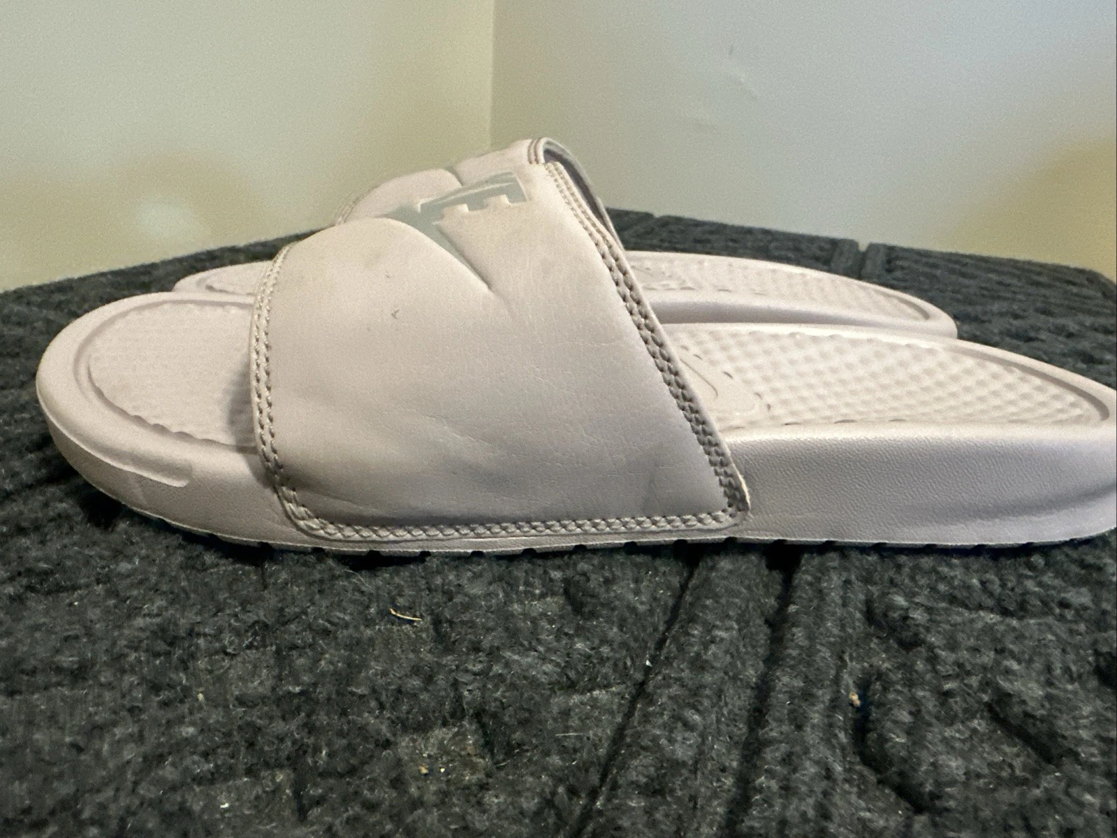 Sandali Nike Benassi JDI donna rosa argento metallizzato slide 343881 614 taglia 7