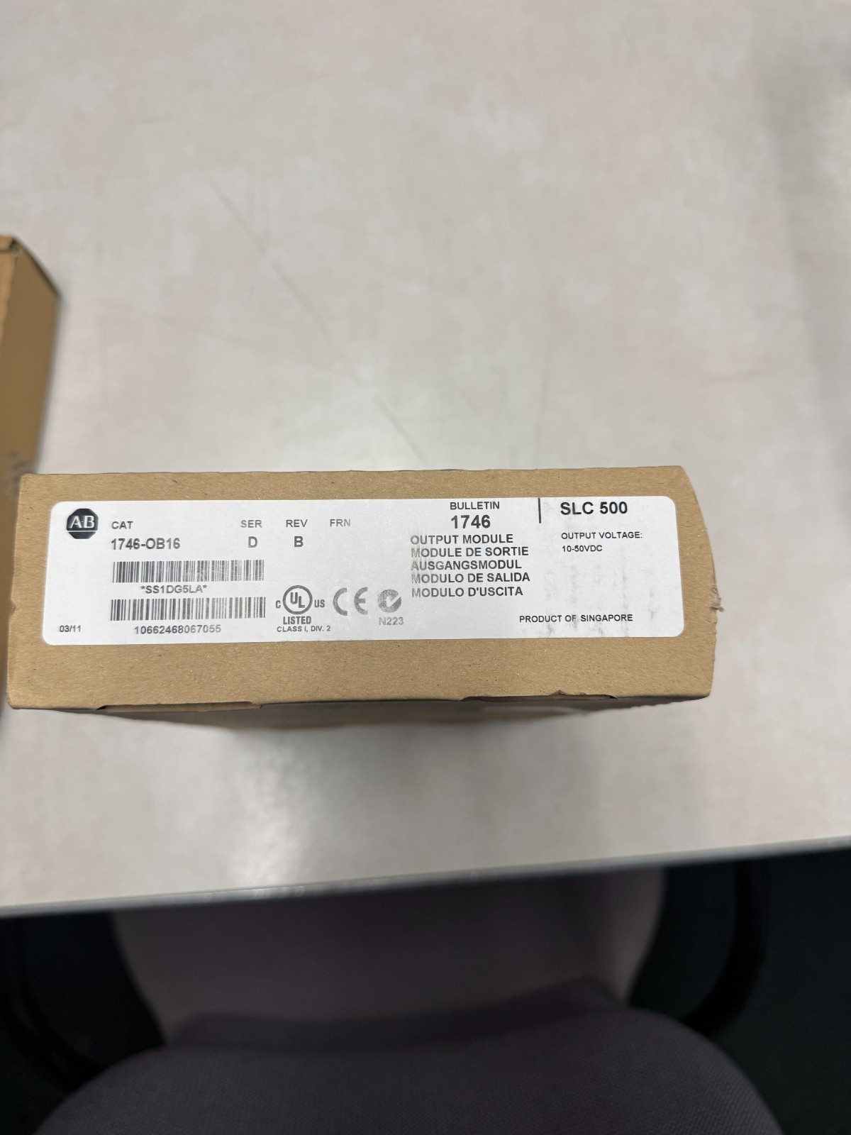 Allen-Bradley 1746-OB16 SLC 500 PLC Output Module