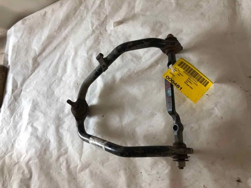 Chrysler Cirrus 1995-2000 brazo de control superior trasero derecho lado del pasajero derecho derecho derecho derecho Foto 2 de 4