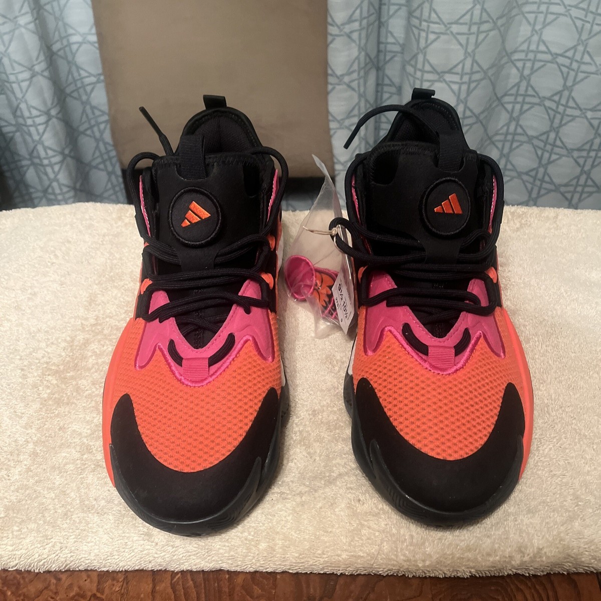 adidas BYW Select ブラック/イエロー 28.5 Amazon.com | adidas Unisex BYW Select Low Trainers Sneaker