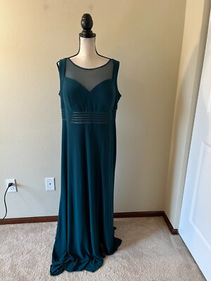 NW Nightway Women Size 14W Green Crew Neck Built In Bra