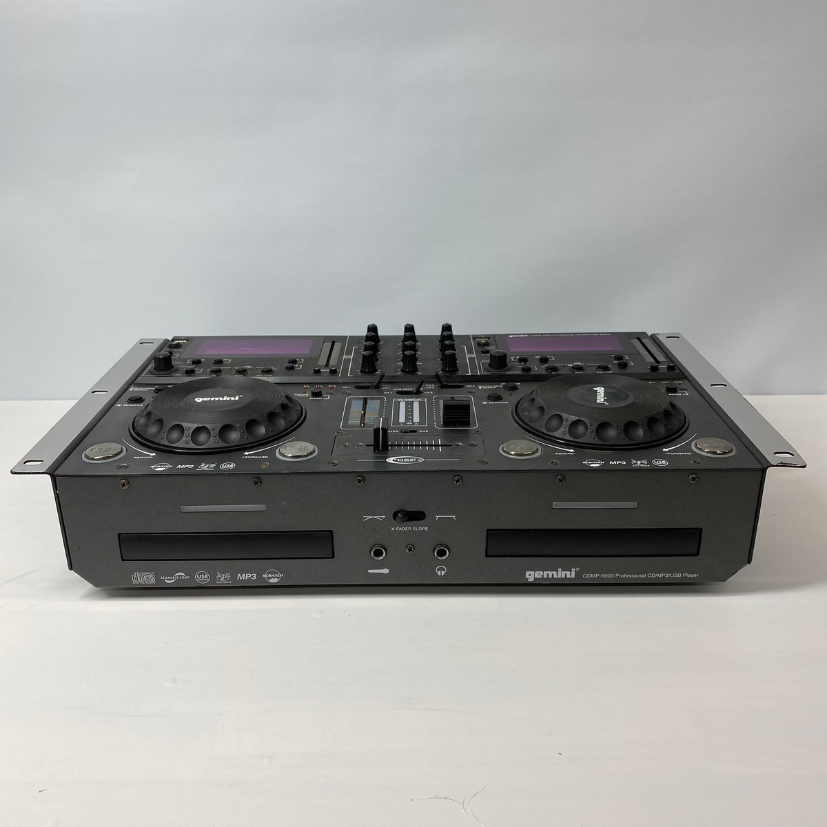 Broken Gemini Professional Dual CD/MP3/USB Player CDMP-6000 Broken Gemini Professional Dual CD/MP3/USB Player CDMP-6000