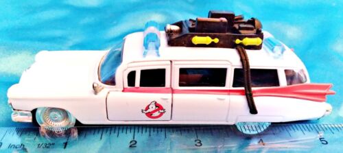 Cadillac Ambulance ""Ghostbusters Ecto-1" Hollywood Rides"" 1/32 Jada 99748 - Foto 1 di 9