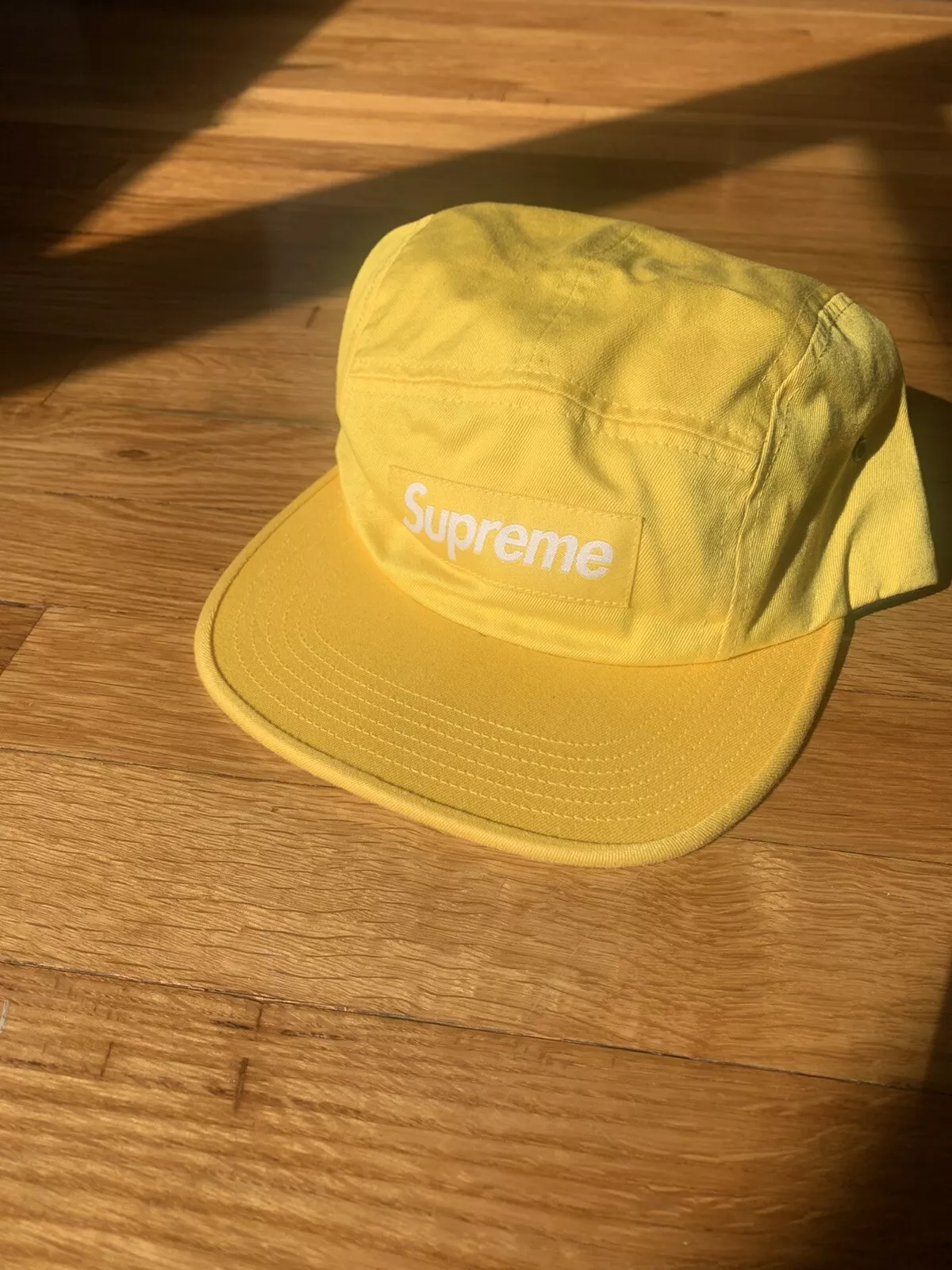 Chapeau logo boîte suprême chapeau de camp cinq panneaux